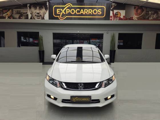 HONDA CIVIC 1.8 LXS 16V FLEX 4P AUTOMÁTICO